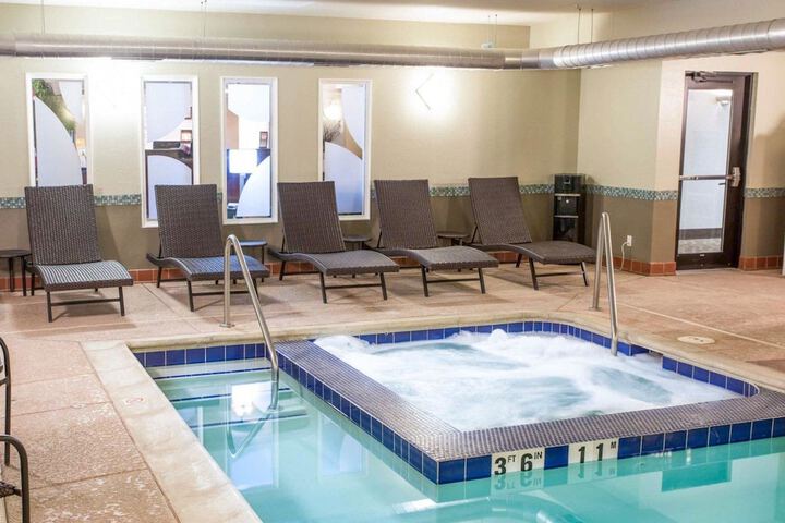 Comfort Inn Fort Morgan - thumb 6