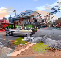 Best Western Plus InnTowner Madison - Accommodation Los Angeles