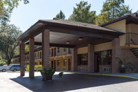 Howard Johnson by Wyndham Tallahassee