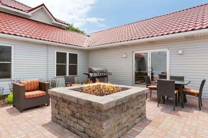 Country Inn & Suites By Radisson, Holland, MI - thumb 1