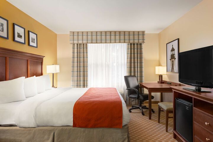 Country Inn & Suites By Radisson, Holland, MI - thumb 5