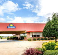 Days Inn by Wyndham Batesville - Accommodation Los Angeles
