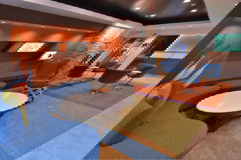 Comfort Inn & Suites Mt. Laurel-Philadelphia - thumb 1