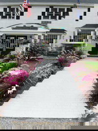 Gunstock Inn  Suites