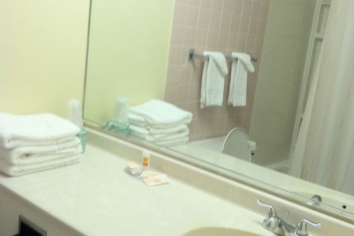 FairBridge Inn & Suites At West Point - thumb 5