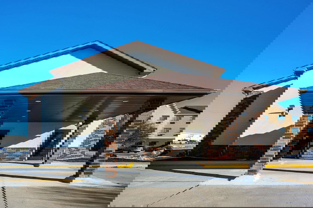 Quality Inn - thumb 0