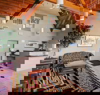 Red Carpet Inn - Accommodation Los Angeles