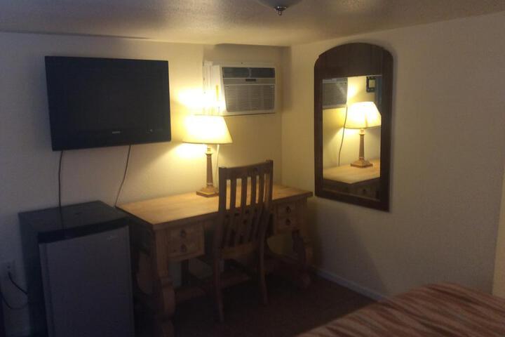 Knights Inn George West - thumb 1