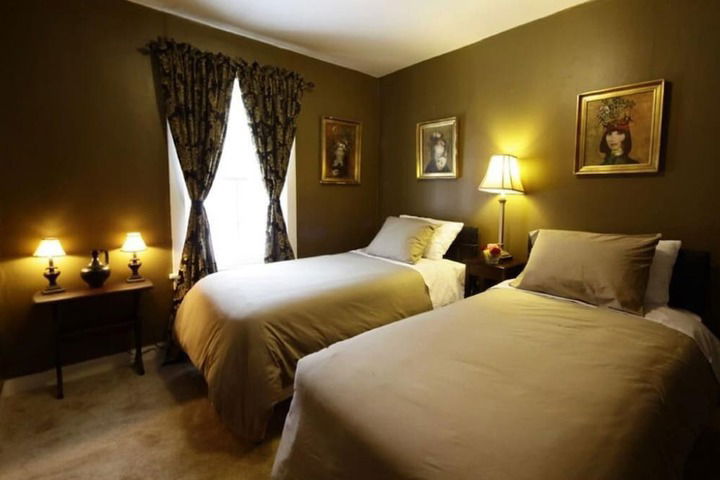 The Twilight Lodge - thumb 6