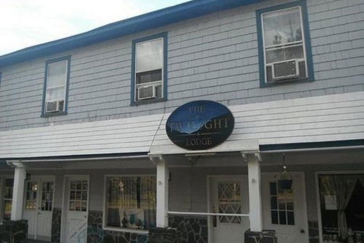 The Twilight Lodge - thumb 5