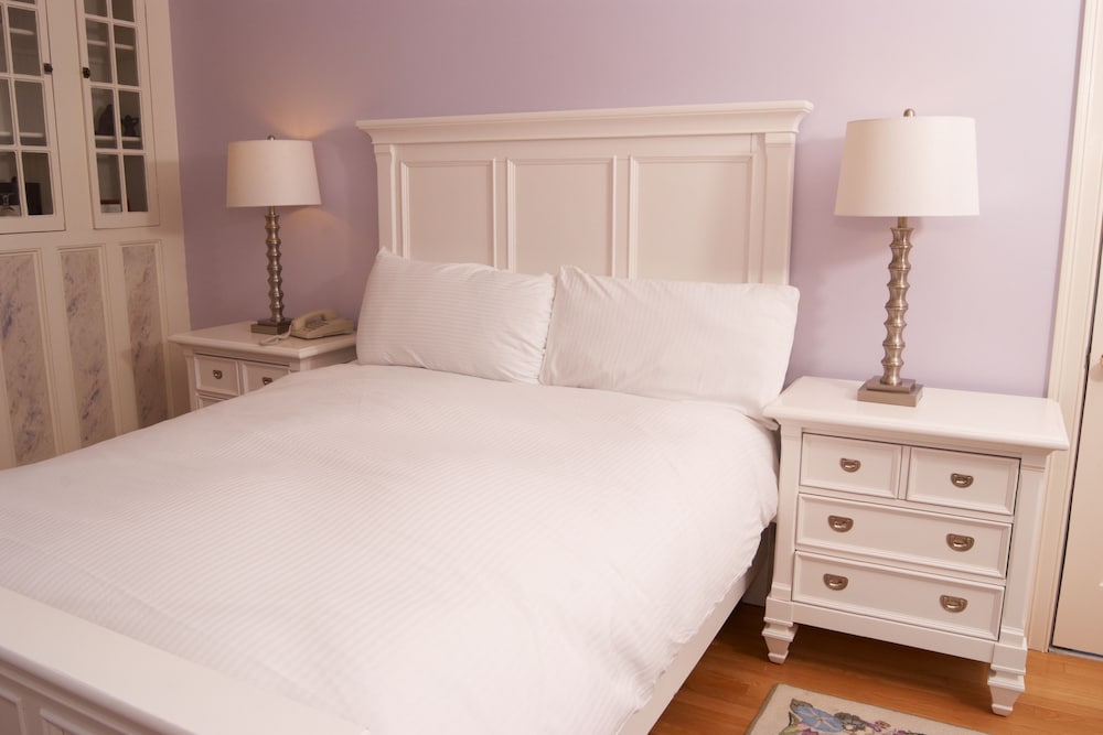 Belfry Inn & Bistro - thumb 2