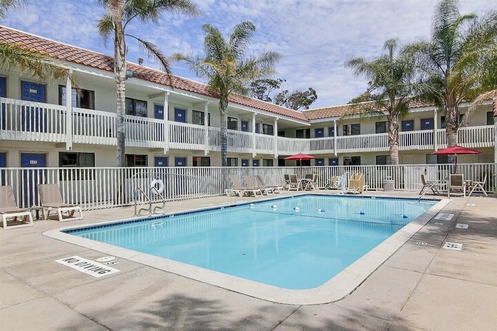 Motel 6 Lompoc, CA - thumb 3