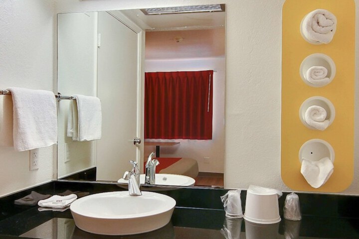 Motel 6 Lompoc, CA - thumb 7