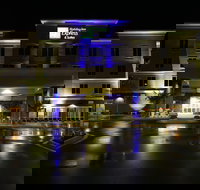 Holiday Inn Express Hotel  Suites Goldsboro - Base Area an IHG Hotel - Accommodation Los Angeles