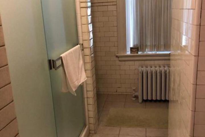 Hawthorn - A Bed & Breakfast - thumb 2