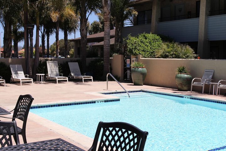 O'cairns Inn & Suites - thumb 6