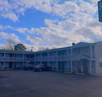 Super 7 Inn - Accommodation Los Angeles