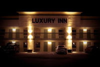 Luxury Inn  Suites