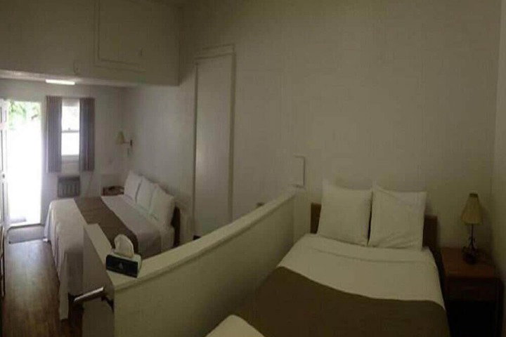 The Brookside Motel - thumb 4