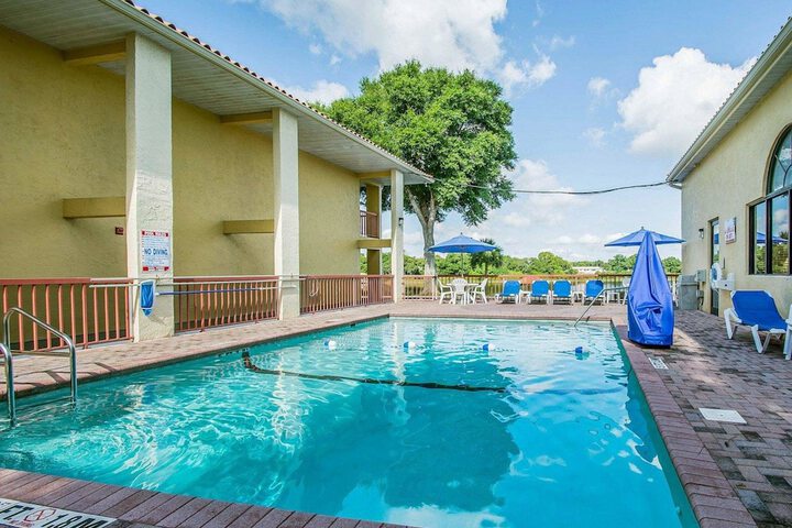 Quality Inn & Suites Mt Dora North - thumb 6