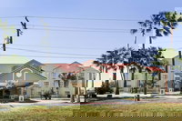 Quality Inn Kingsville Hwy 77