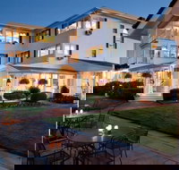 Inn at Harbor Hill Marina - Accommodation Los Angeles