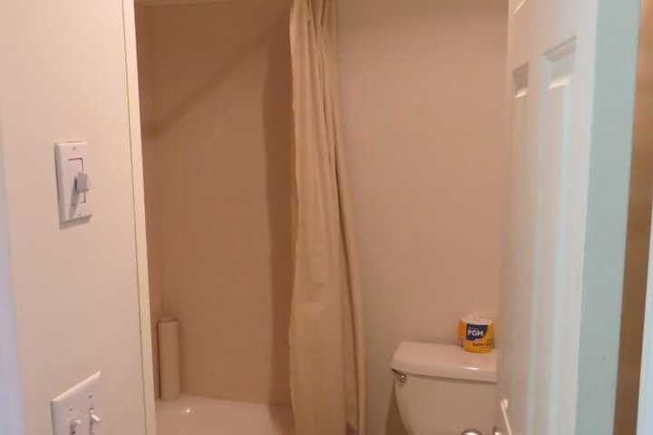 Four Corners Inn - thumb 6