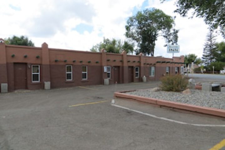 Riverside Inn - thumb 0