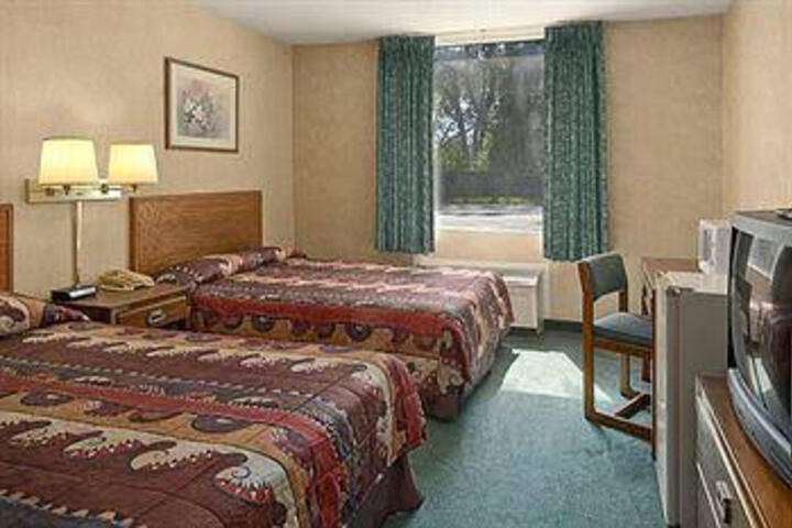 Elizabeth Inn Freeport - thumb 1