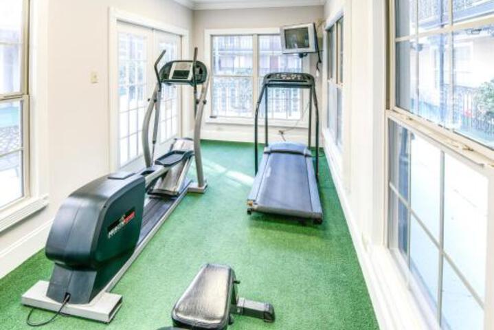 Plaza Suites II - thumb 3