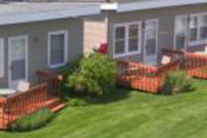 The Inn Spot On The Bay - thumb 0