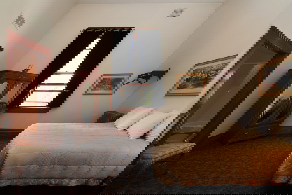 Town Hall Inn - thumb 2