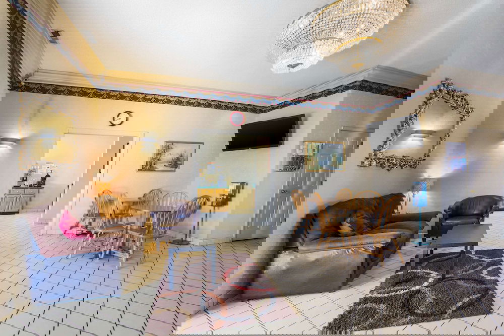 Econo Lodge - thumb 4