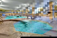 Hampton Inn  Suites Indianapolis-Airport