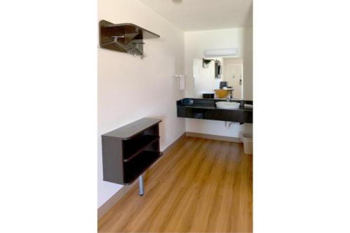 Motel 6 Cameron - thumb 2