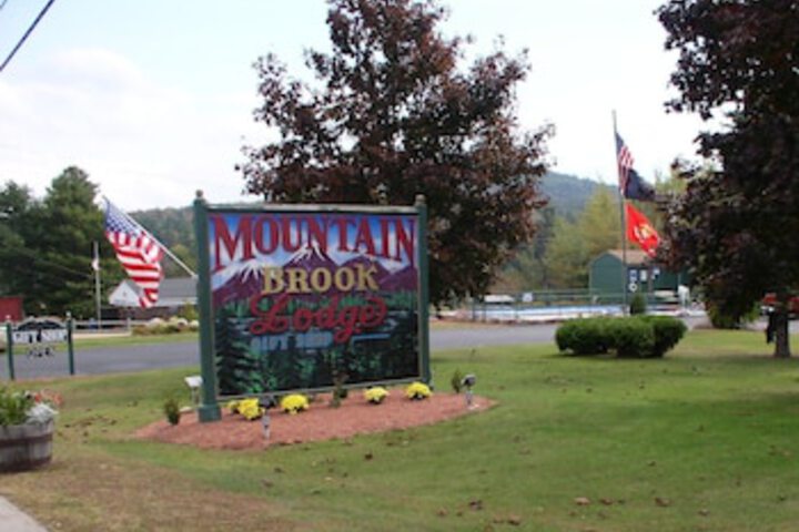 Mountain Brook Lodge - thumb 0