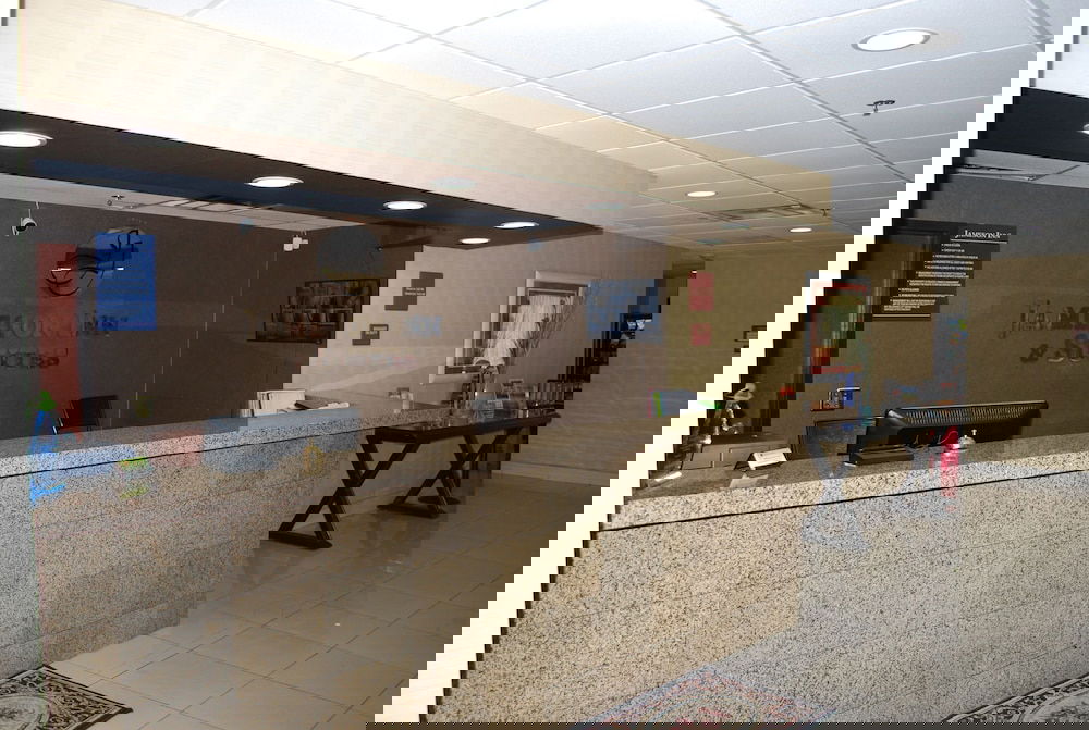 Jameson Inn And Suites Riverdale - thumb 4