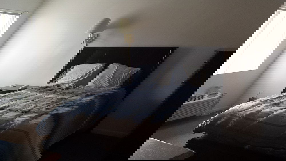 Airport Motor Inn Lounge / Package Store - thumb 5