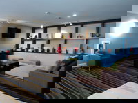 Holiday Inn Express  Suites Baltimore West - Catonsville an IHG Hotel