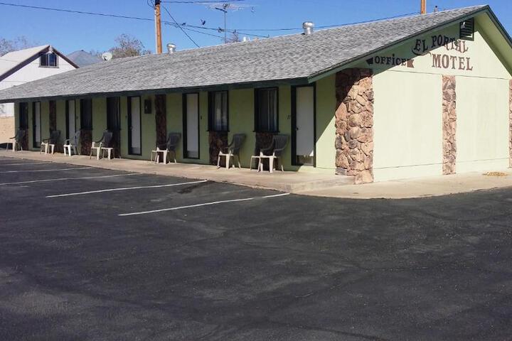 El Portal Motel - thumb 4