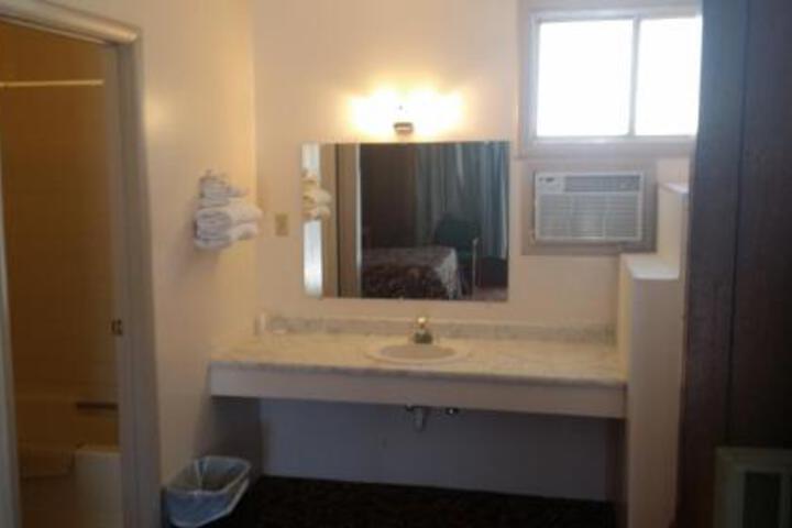 El Portal Motel - thumb 3