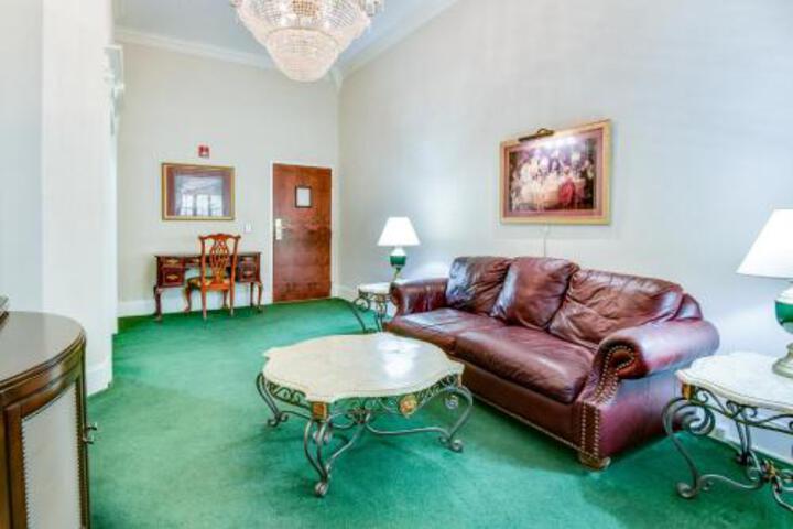 Plaza Suites Downtown New Orleans - thumb 5