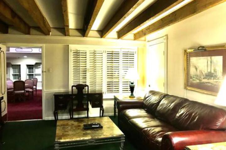 Plaza Suites Downtown New Orleans - thumb 2