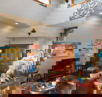 Kona Palace in Captain Cook - Accommodation Los Angeles