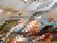 Kona Palace in Captain Cook