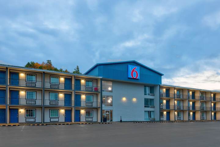Motel 6 Corbin, KY - thumb 2