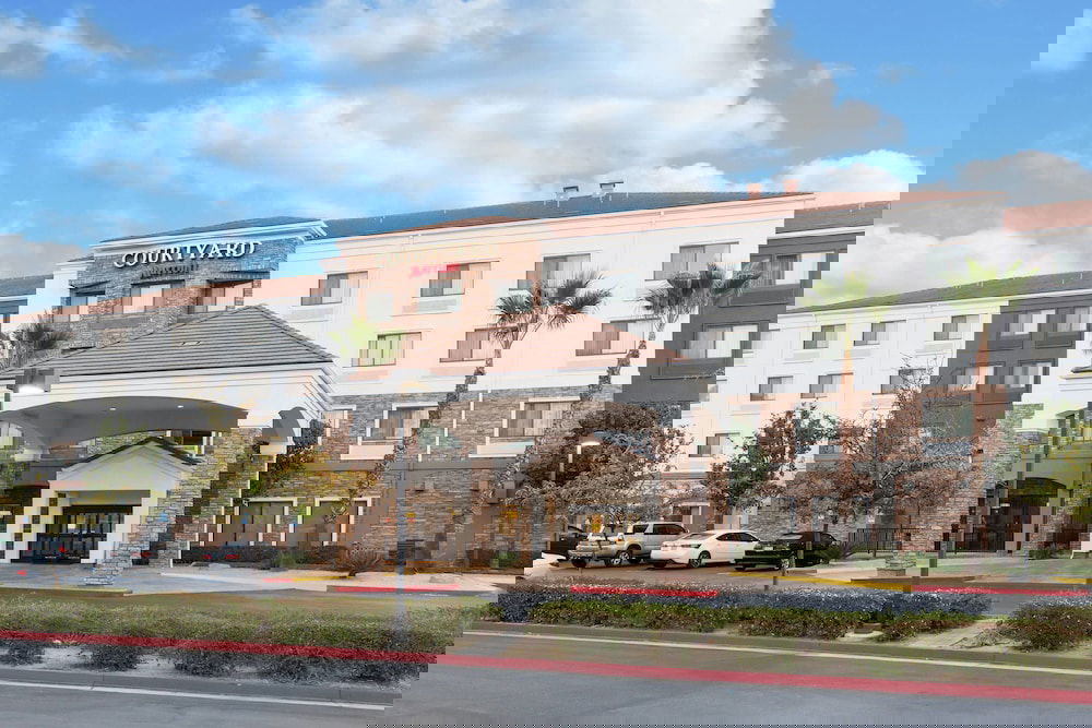 Courtyard By Marriott Ontario Rancho Cucamonga - thumb 2