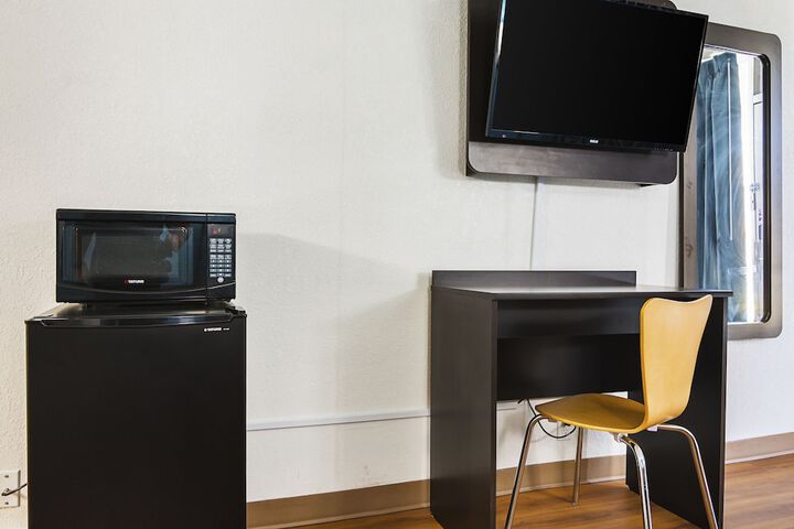 Rodeway Inn - thumb 3