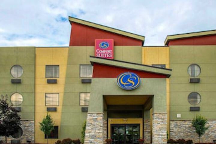 Comfort Suites Monaca - thumb 0