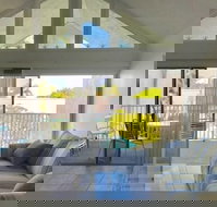 Coconuts Beach Resort - Accommodation Los Angeles